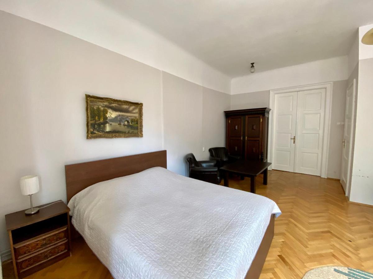 Casa Balcescu Pensiune Brașov