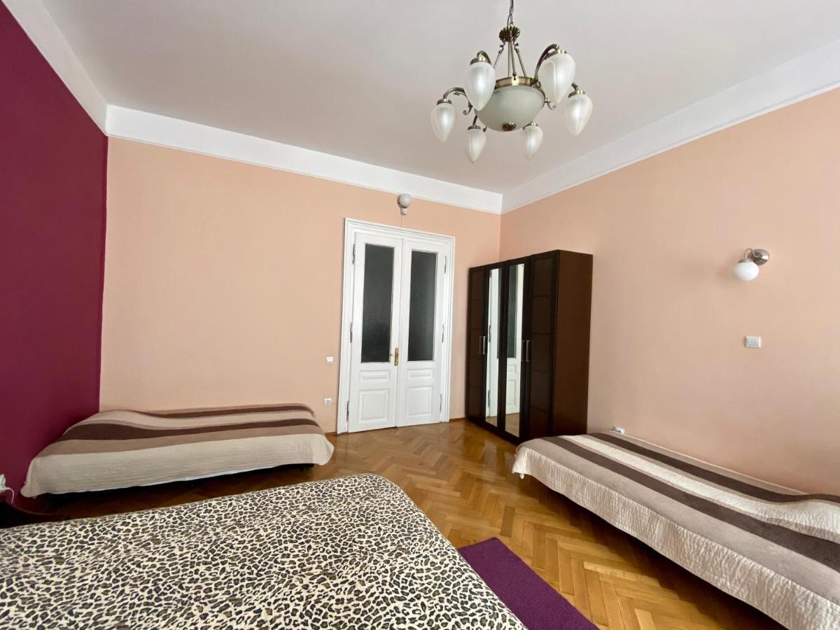 Casa Balcescu Pensiune 3*